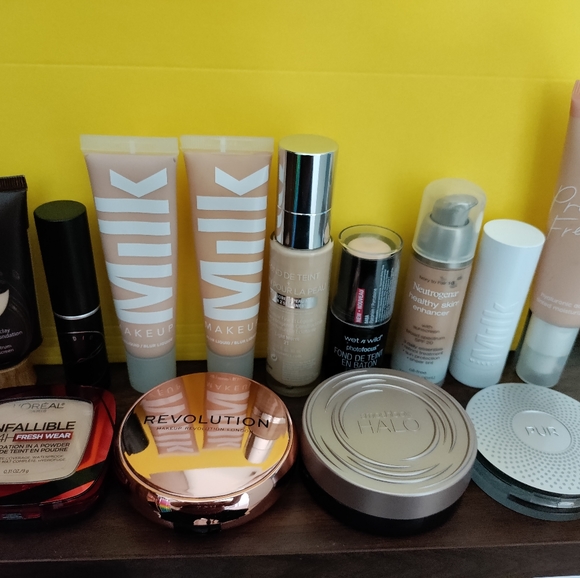 Lot of fair/light foundations and concealers